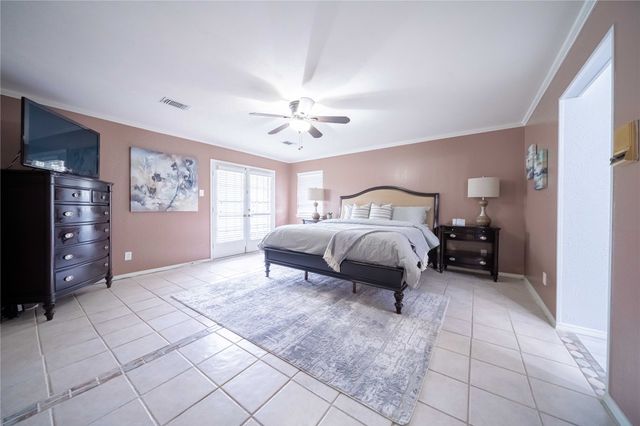 919 Green Hills Road, Duncanville, TX 75137