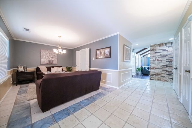 919 Green Hills Road, Duncanville, TX 75137