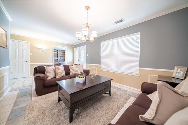 919 Green Hills Road, Duncanville, TX 75137