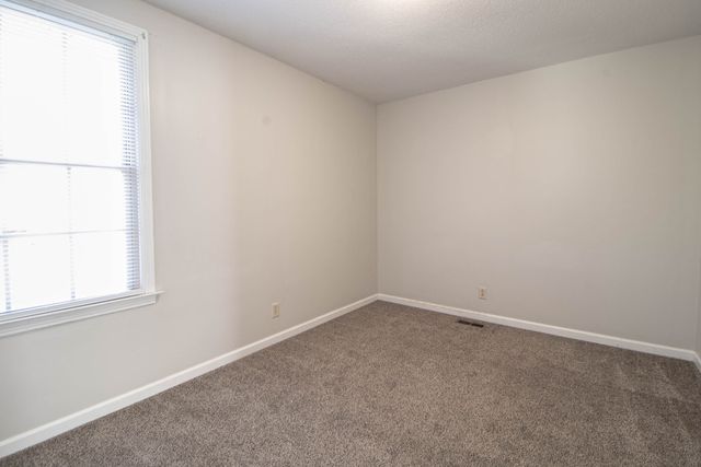 810 Golfview Place, Clarksville, TN 37043