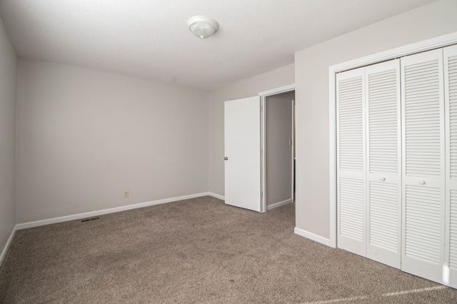 810 Golfview Place, Clarksville, TN 37043