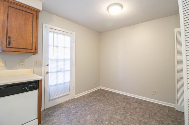 810 Golfview Place, Clarksville, TN 37043