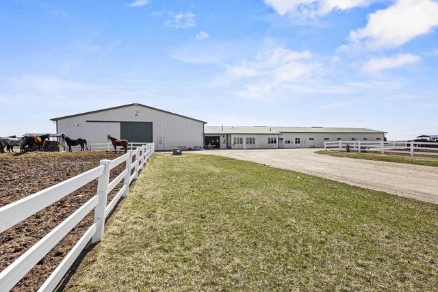 4909 County Road K, Oshkosh, WI 54904