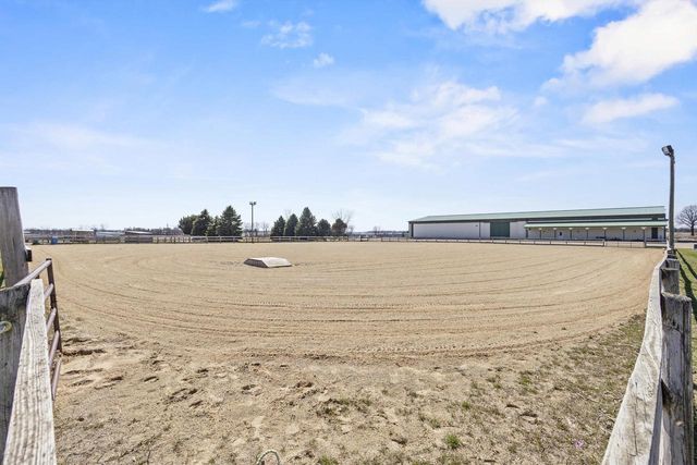 4909 County Road K, Oshkosh, WI 54904