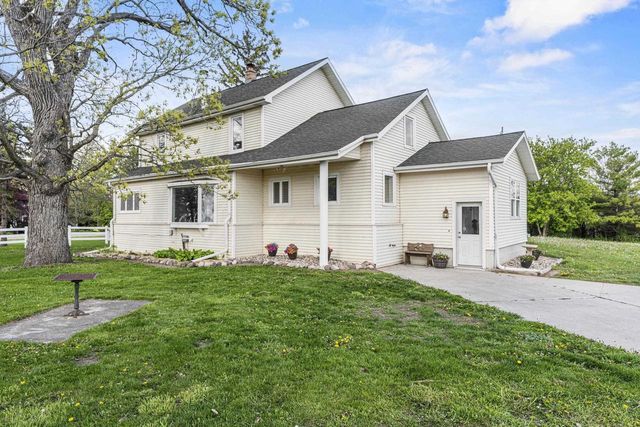 4909 County Road K, Oshkosh, WI 54904