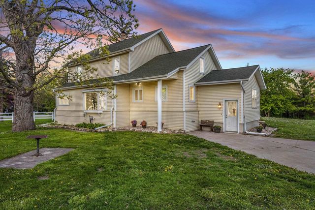 4909 County Road K, Oshkosh, WI 54904