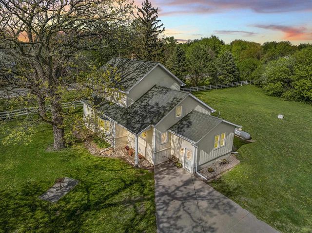 4909 County Road K, Oshkosh, WI 54904