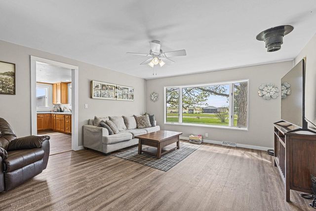 4909 County Road K, Oshkosh, WI 54904