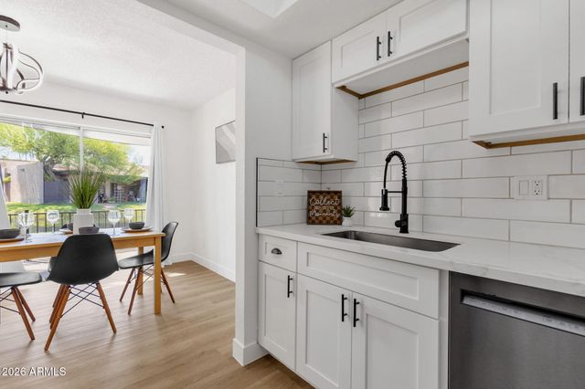 2232 W LINDNER Avenue 29, Mesa, AZ 85202
