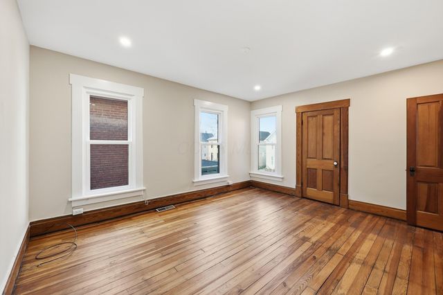 1366 S 4th Street, Columbus, OH 43207