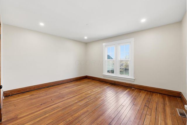 1366 S 4th Street, Columbus, OH 43207