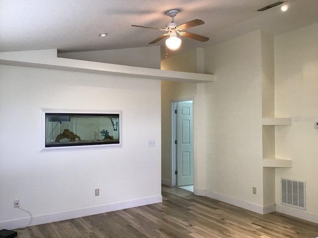 176 DAHLIA VILLAGE CIRCLE 96, Orlando, FL 32807
