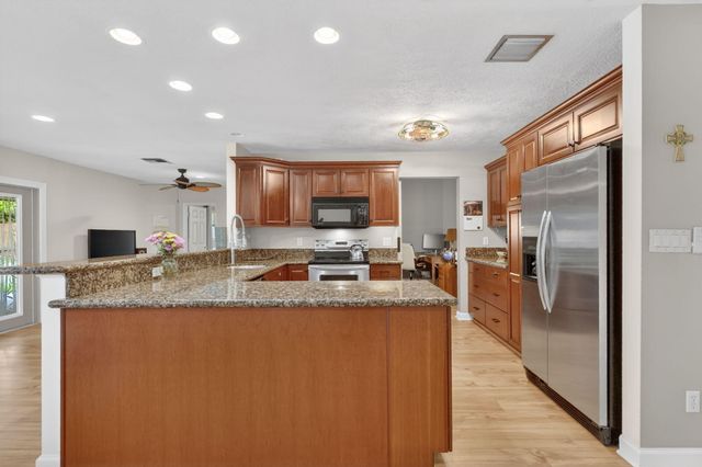 784 Wisper Bay Drive, Palm City, FL 34990