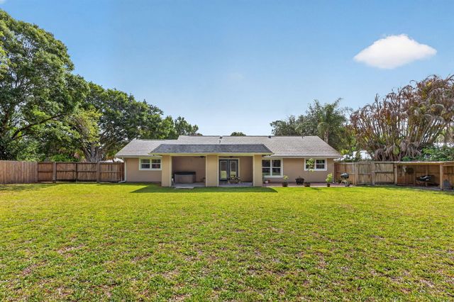 784 Wisper Bay Drive, Palm City, FL 34990