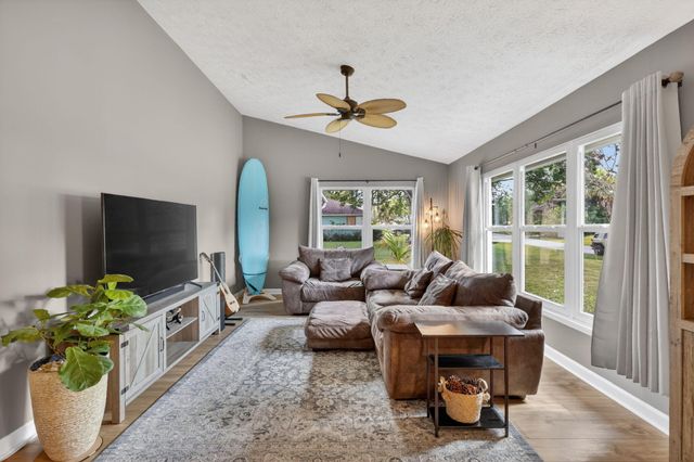 784 Wisper Bay Drive, Palm City, FL 34990