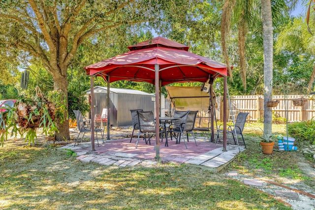 106 OAK STREET, Altamonte Springs, FL 32714