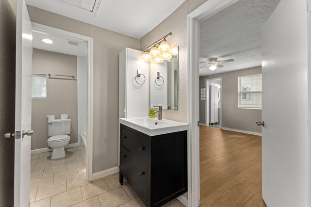 5311 Gano Street, Houston, TX 77009