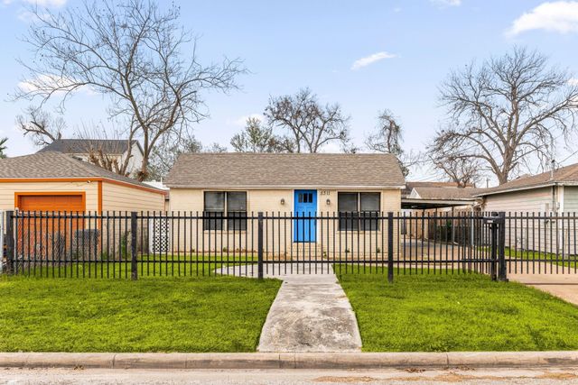 5311 Gano Street, Houston, TX 77009