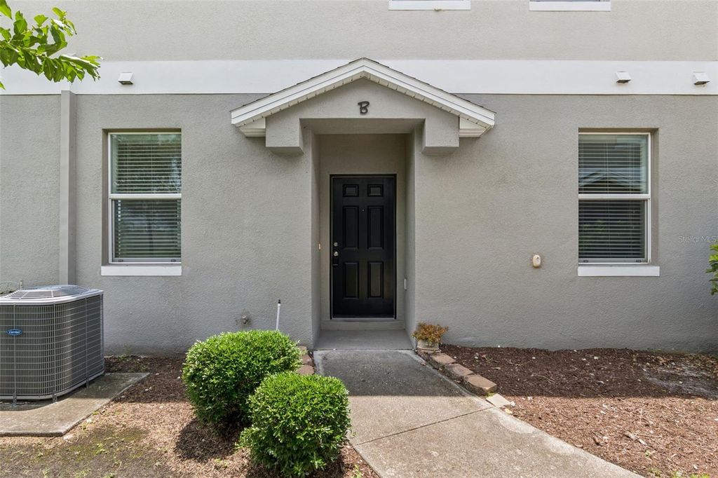 Image 2 of property listing at 6558 S GOLDENROD ROAD 78B, Orlando, FL 32822