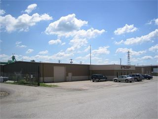 437 Devils Glen Road, Bettendorf, IA 52722