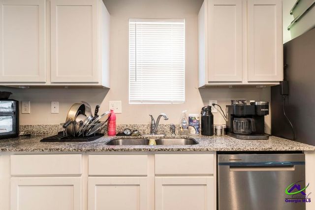 221 Hawthorn Trail, Macon, GA 31210