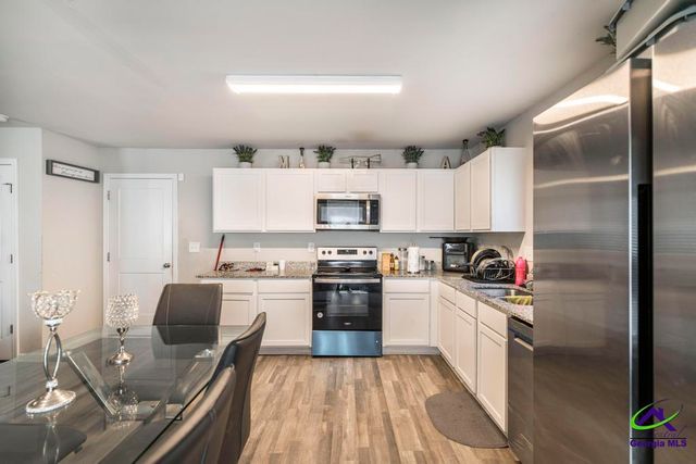221 Hawthorn Trail, Macon, GA 31210