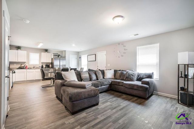 221 Hawthorn Trail, Macon, GA 31210