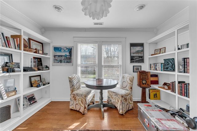 501 N Walnut Avenue, Fayetteville, AR 72701