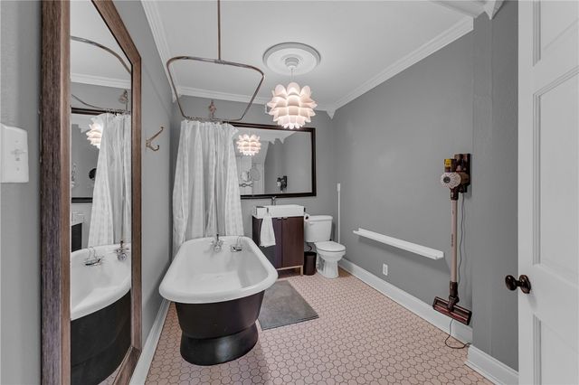 501 N Walnut Avenue, Fayetteville, AR 72701