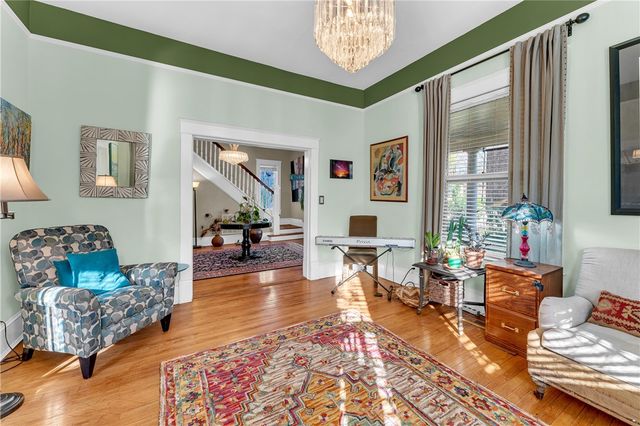 501 N Walnut Avenue, Fayetteville, AR 72701