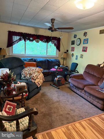740 GLASSBORO RD, Williamstown, NJ 08094