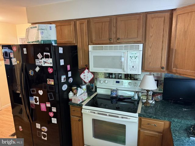 740 GLASSBORO RD, Williamstown, NJ 08094