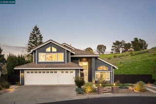 92 Hillview Dr, Danville, CA 94506