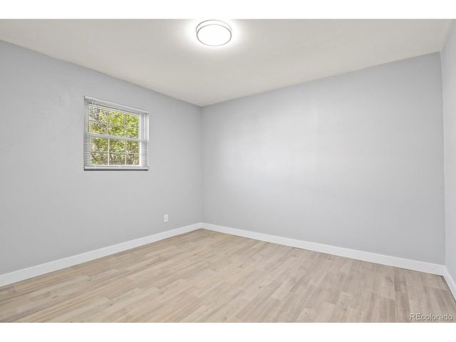 940 Vaughn St, Aurora, CO 80011