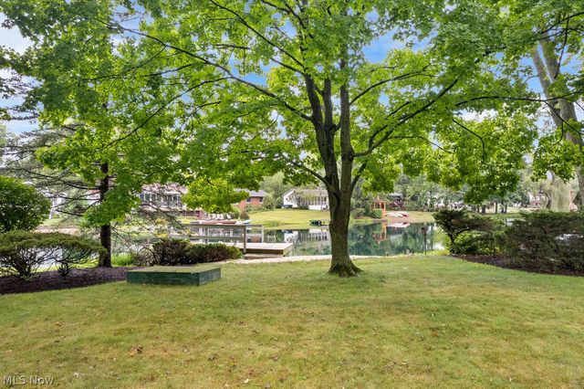 25 Squires Court, Medina, OH 44256