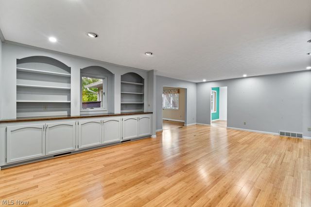 25 Squires Court, Medina, OH 44256