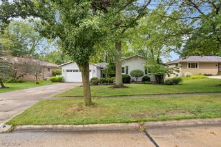 25 Squires Court, Medina, OH 44256