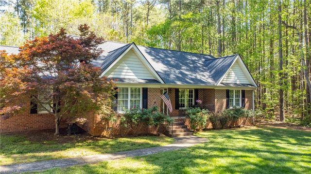 1631 Berry Lane, Pleasant Garden, NC 27313