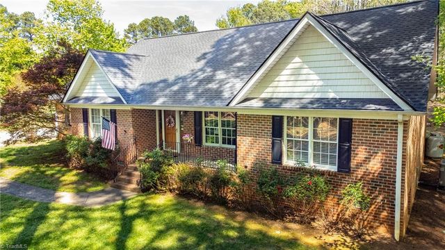 1631 Berry Lane, Pleasant Garden, NC 27313