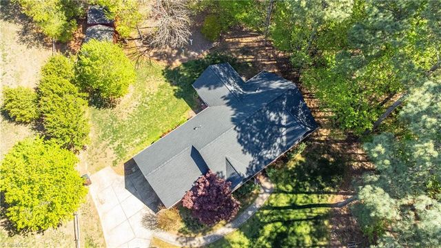 1631 Berry Lane, Pleasant Garden, NC 27313