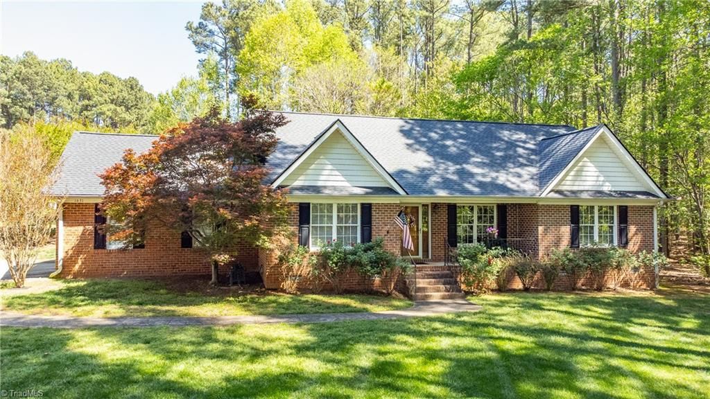 1631 Berry Lane, Pleasant Garden, NC 27313
