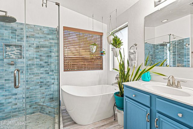 3001 W Desert Glory Drive, Tucson, AZ 85745