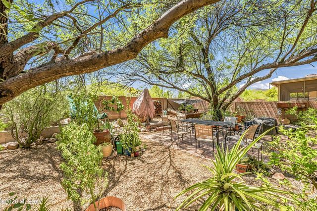 3001 W Desert Glory Drive, Tucson, AZ 85745