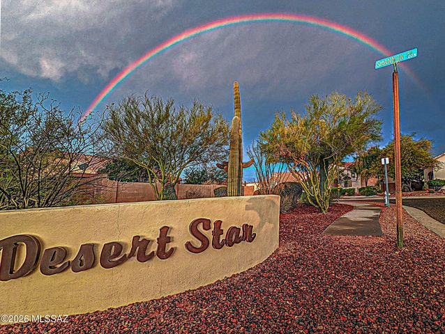 3001 W Desert Glory Drive, Tucson, AZ 85745