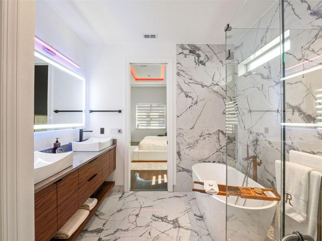 9225 HANGING VINE COURT, Orlando, FL 32836