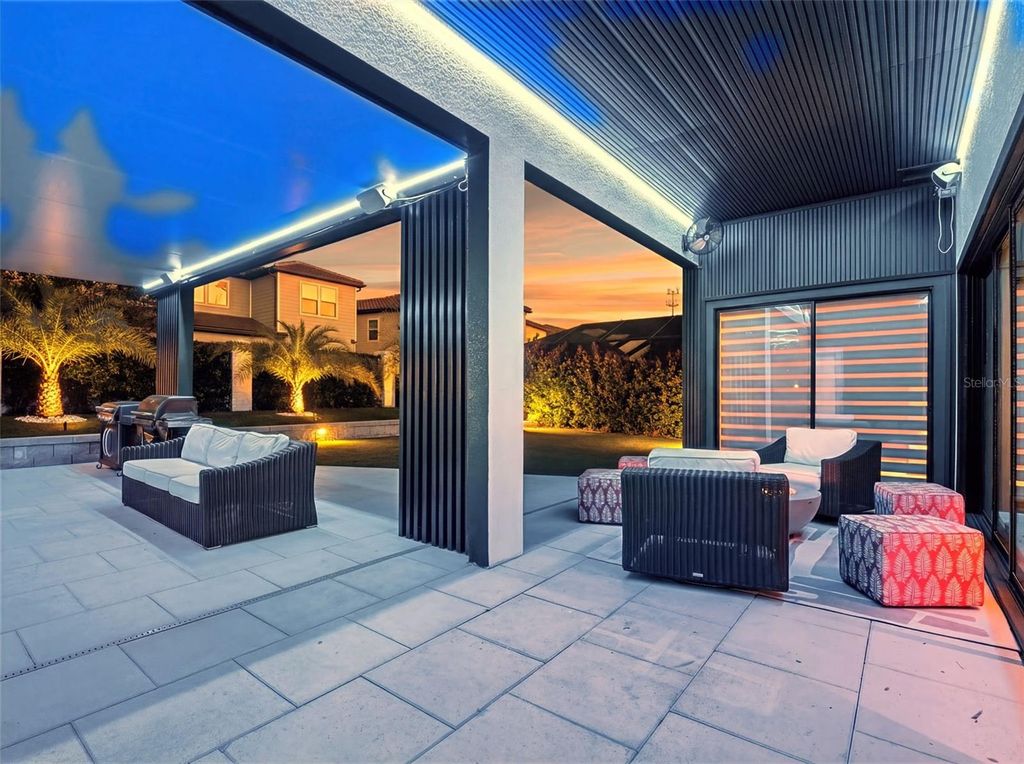 Image 7 of property listing at 9225 HANGING VINE COURT, Orlando, FL 32836