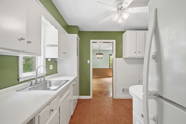 89 MARKHAM DRIVE, Mt Lebanon, PA 15228