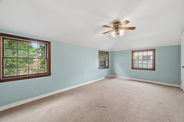 89 MARKHAM DRIVE, Mt Lebanon, PA 15228