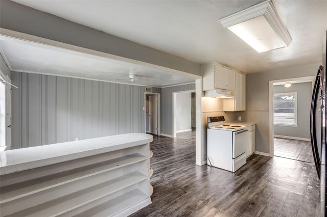 705 Campbell ST, Lockhart, TX 78644