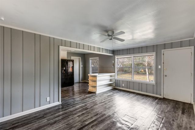 705 Campbell ST, Lockhart, TX 78644